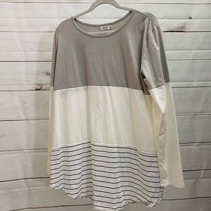 NWT color block long sleeve tee